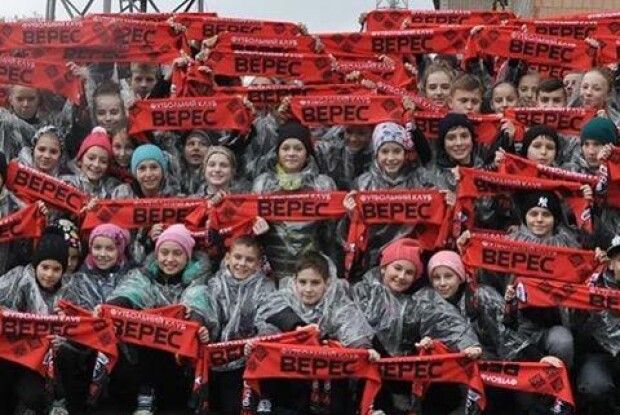 Перед матчем рівненського «Вереса» у Вараші глядачам пообіцяли яскраву церемонію відкриття (фото)