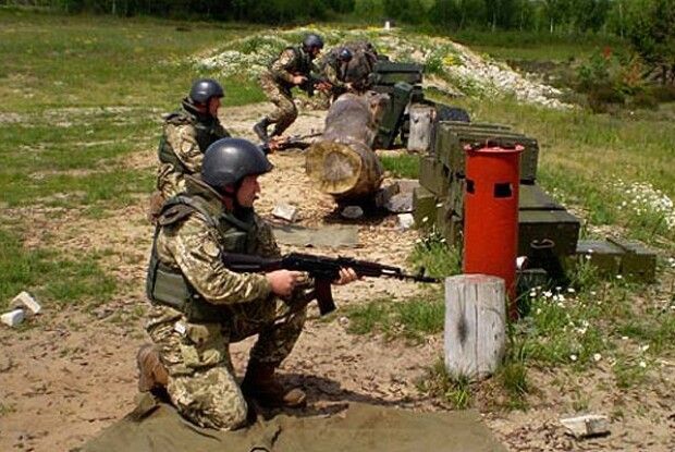 На Волині неподалік кордону з Білоруссю стріляють