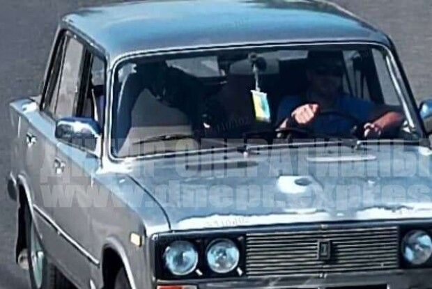 У центрі міста невідомий впритул вистрілив у водія: поліція оголосила план перехоплення (Відео) 