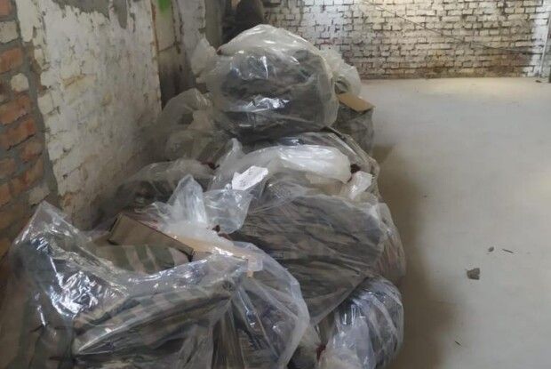 У Луцьку «благодійники» торгували гуманітарною допомогою для військових (Фото)