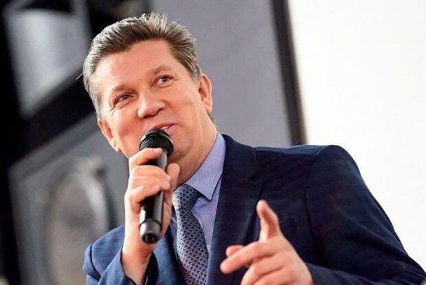 Ексміністр культури за 13 тисяч доларів сприяв виїзду чоловіків за кордон під виглядом музикантів