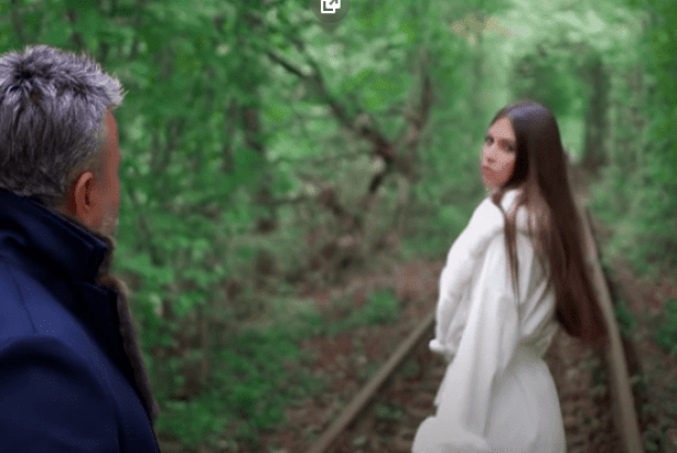 Відомий турецький співак зняв кліп у рівненському Тунелі кохання (Відео)