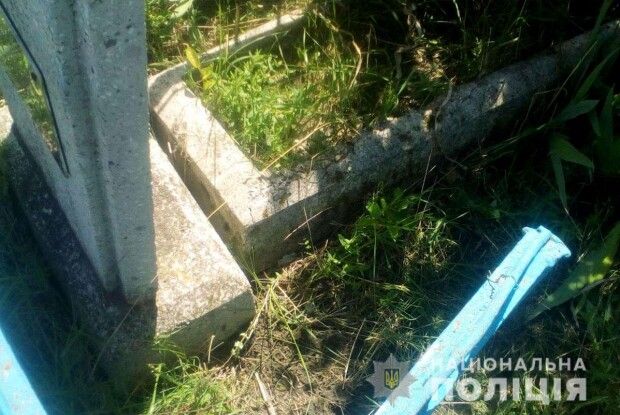 Демонтовував метал: чоловік вчинив наругу майже над 30-ма могилами