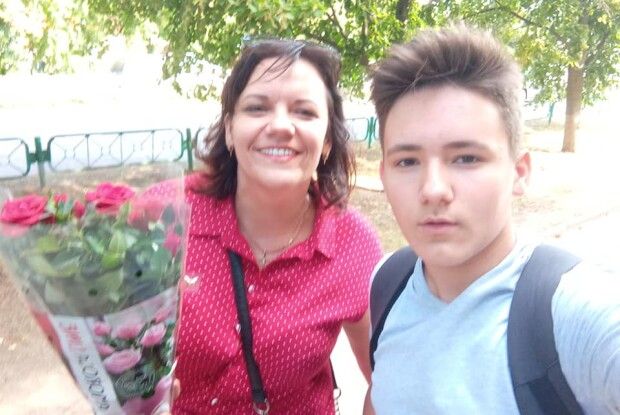 Підтримайте Ярослава: десятикласник із Старої Вижівки пройшов у фінал міжнародного вокального конкурсу 