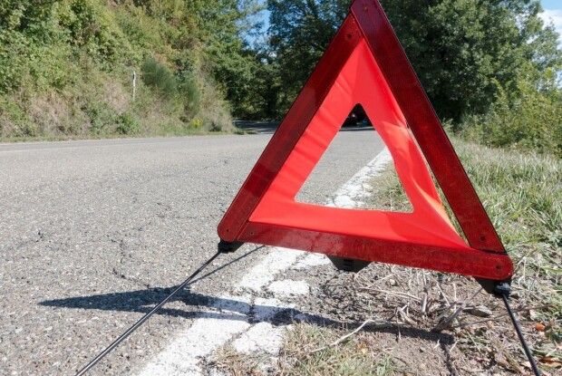 Коли приїхала «швидка», чоловік був без свідомості: на волинському курорті сталася ДТП