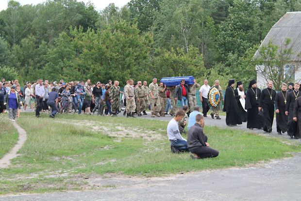 Сьогодні на шаччині прощаються з бійцем, який віддав життя за Україну
