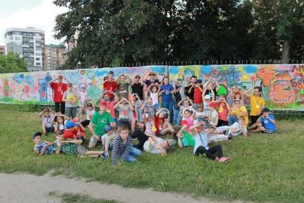 У Луцьку проходить літній християнський табір «Веселі канікули з Богом»
