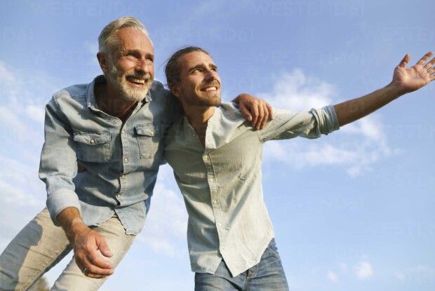 «Коли ти народився?  Хто твоя мама?»