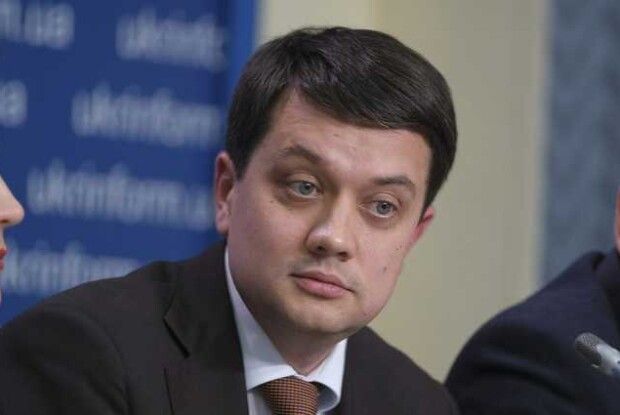 Голова «Слуги народу» не хоче керувати партією?
