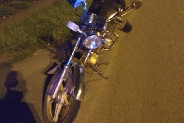 Рівненські поліцейські зупинили п’яного мотоцикліста, а затримали агресивного пасажира