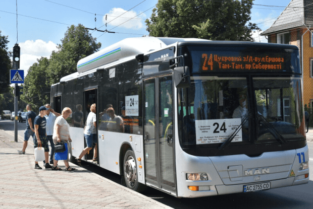 Проїзд у маршрутках Луцька може подорожчати до 18 гривень