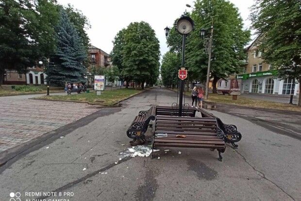 На Волині муніципали розшукували, хто розбив годинник в центрі міста