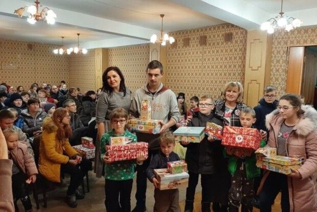 Маленькі лучани з особливими потребами отримали вітання й подарунки від німецьких родин