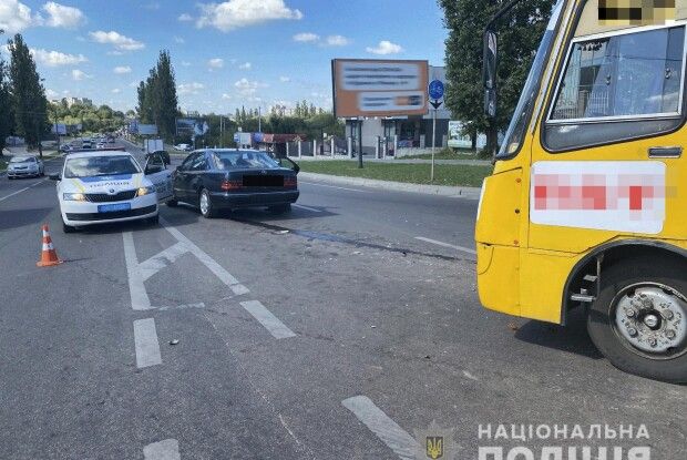 У Рівному в ДТП травмувалося троє пасажирок маршрутки