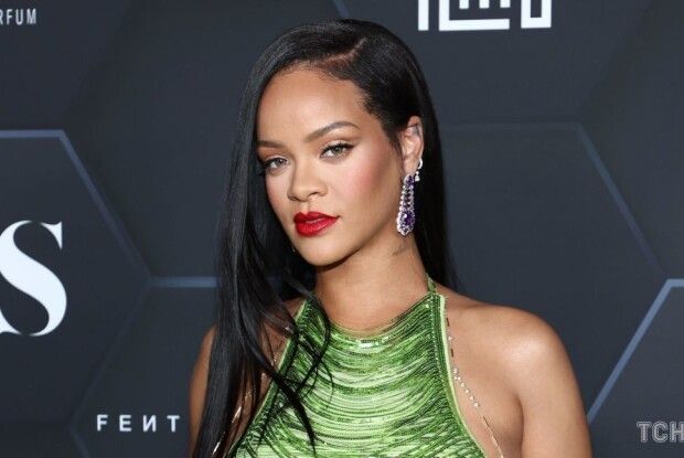 Співачка Ріанна народила первістка