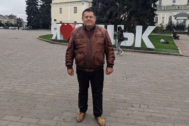 «На бандерівщину їдете?»: луганчанин возить людей зі Сходу до Луцька, щоб об'єднати Україну (Фото, відео)