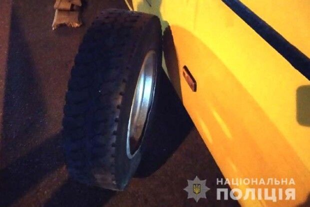 У Рівному від маршрутки відірвалося колесо і травмувало місцеву жительку