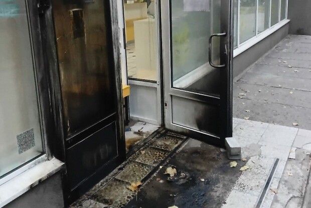 У Києві 16-річний студент за «винагороду» підпалив поштові відділення