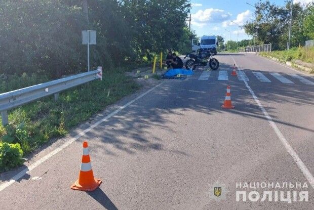 Летальне ДТП на Волині: мотоцикліст врізався у відбійник