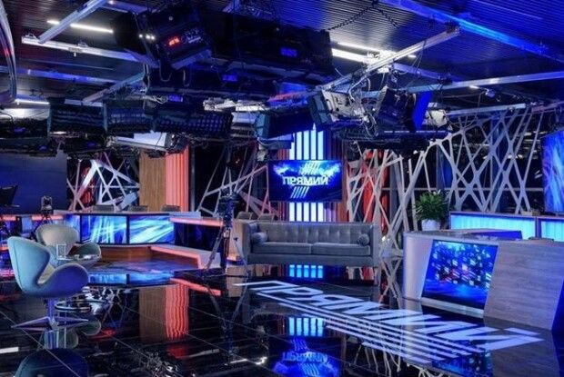 Печерський районний суд дозволив проведення обшуків на телеканалі «Прямий» 