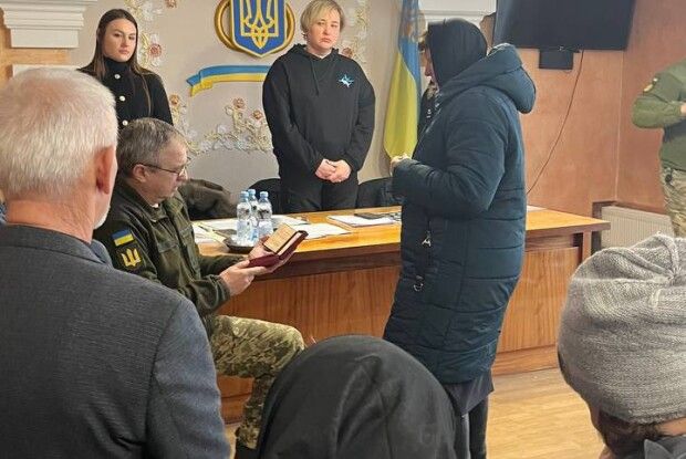 Родинам полеглих Воїнів з Волині вручили посмертні нагороди рідних