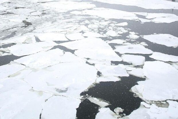 На Рівненщині з річки дістали тіло молодого чоловіка