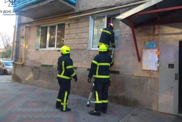 У Луцьку в квартирі знайшли мертвого чоловіка