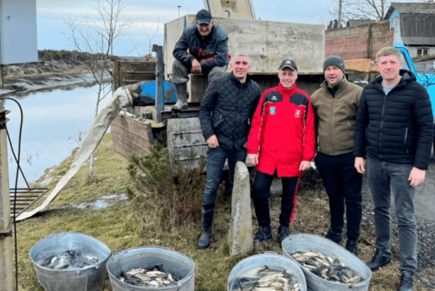 У річку на Волині випустили 600 кг риби (Відео)