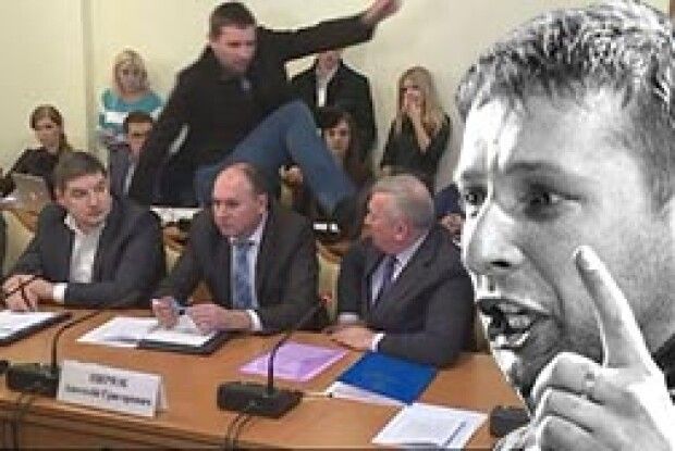 НЕВЖЕ ПАРАСЮК СТОЯВ НА МАЙДАНІ, ЩОБ БИТИ ІНАКОДУМЦІВ?