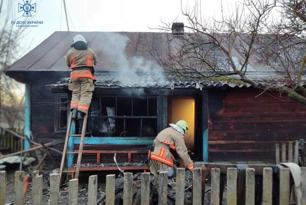 На Волині горіли три хати