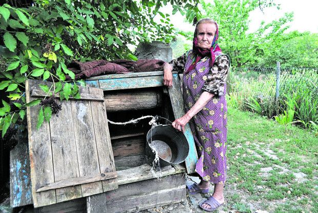 Селянам висушили криниці і… запропонували тарифи, як у місті