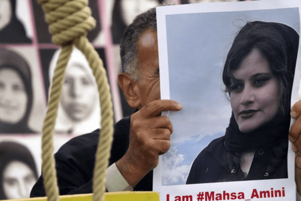 Влада Ірану вирішила вбити 14 тисяч людей