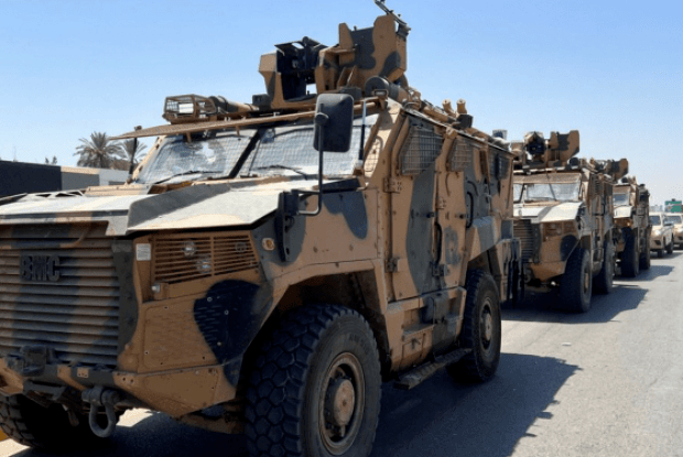 У столиці Лівії спалахнули військові сутички після 2 років перемирʼя: багато загиблих і поранених