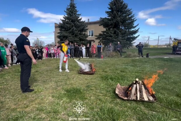 Чому на Волині рятувальники мчали до школи села Волошки