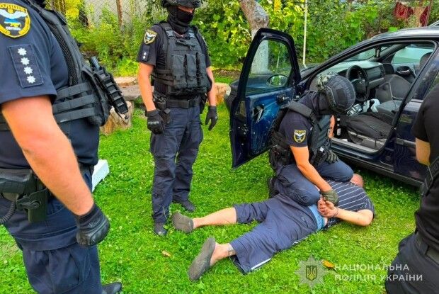 Мати ховала наркотики в їжу для сина: на Волині викрили сімейний канал постачання психотропів у колонію
