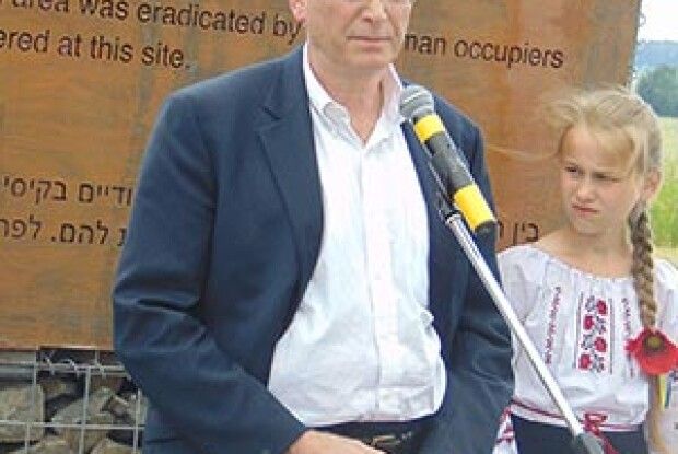 ВІКНО РУБРИКИ: за сім тисяч  кілометрів — на батьківщину предків