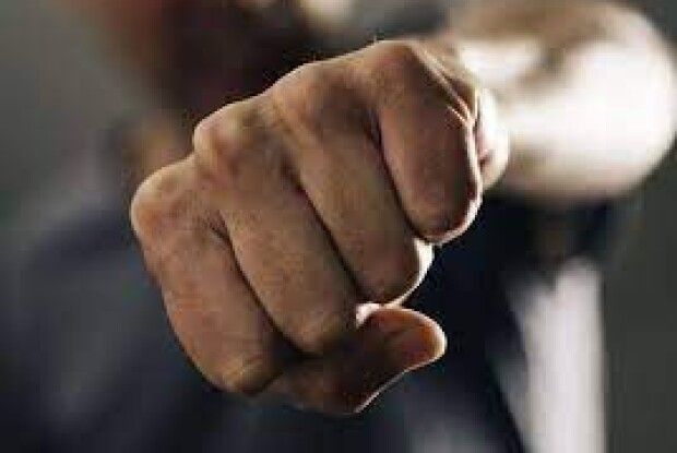 19-річного волинянина, який зламав щелепу перехожому і обікрав його, взяли під варту