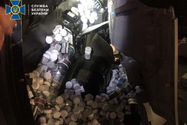 Через Львівщину везли, а на Рівненщині виготовляли сильні психотропи