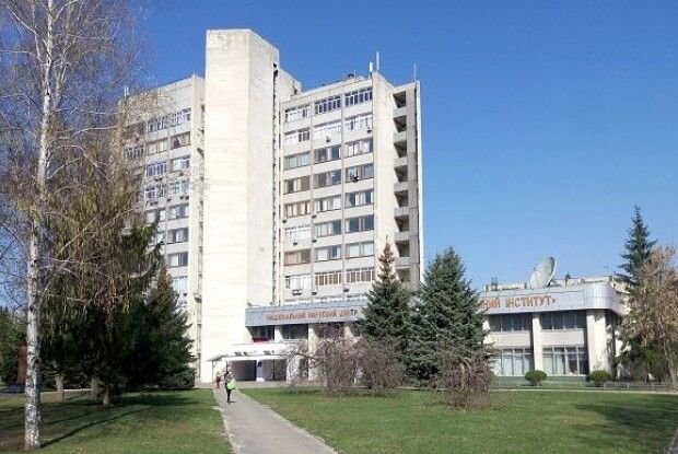 Рашисти знову обстріляли ядерну установку в Харкові