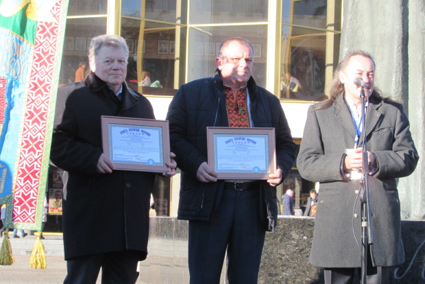 Шана восковій свічці: новий рекорд України з Волині