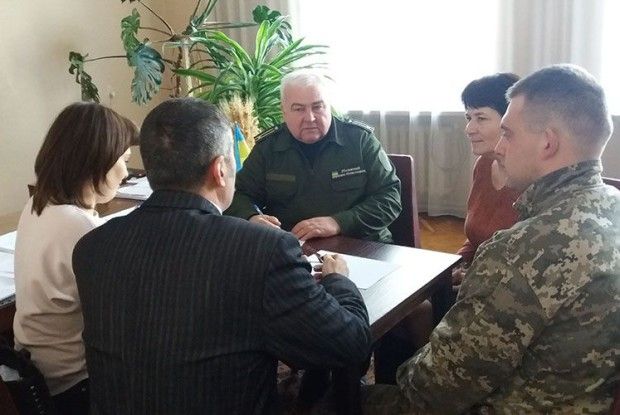 Спочатку — ділом, а потім — і словом:  лісівники звітують перед громадами