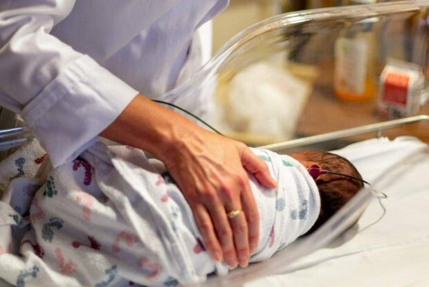 25-річна жінка народила 9 дітей одночасно (Фото) 