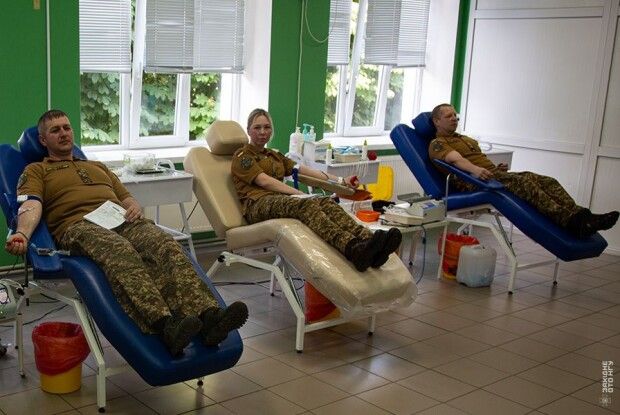 Волинські гвардійці здали кров, щоб рятувати життя побратимів