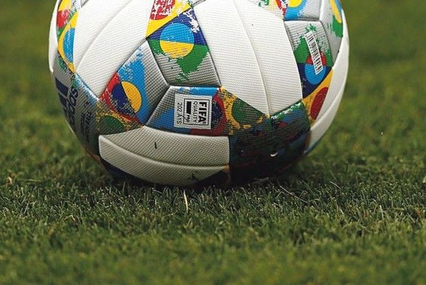 Казати «гоп» ще зарано,  але гопака вже двічі затанцювали