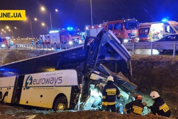 ДТП з українцями у Польщі: показали відео зі злощасним автобусом