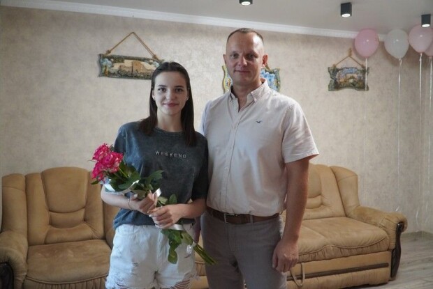У Володимирі привітали з 17-річчям доньку загиблого Героя Павла Марчака