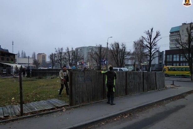 Луцькі депутати вирішили зайнятися проблемою обгороджень навколо будинків ОСББ