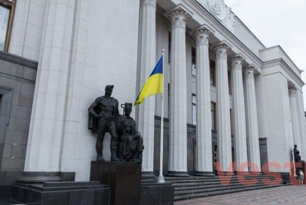 Під Києвом знайшли мертвою гардеробницю Верховної Ради
