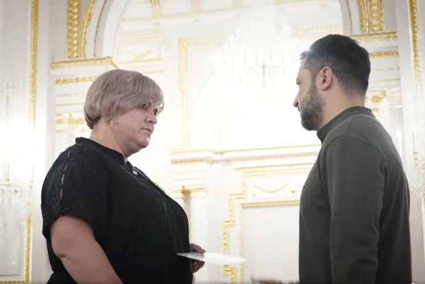Матір та донька Героїв України з Волині отримали сертифікати на квартири в столиці (Фото)