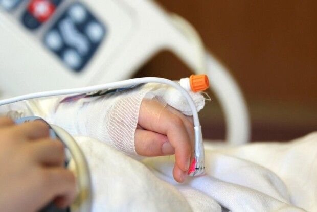 У серйозній ДТП постраждала 6-річна дівчинка: зіткнулися BMW та Volksvagen